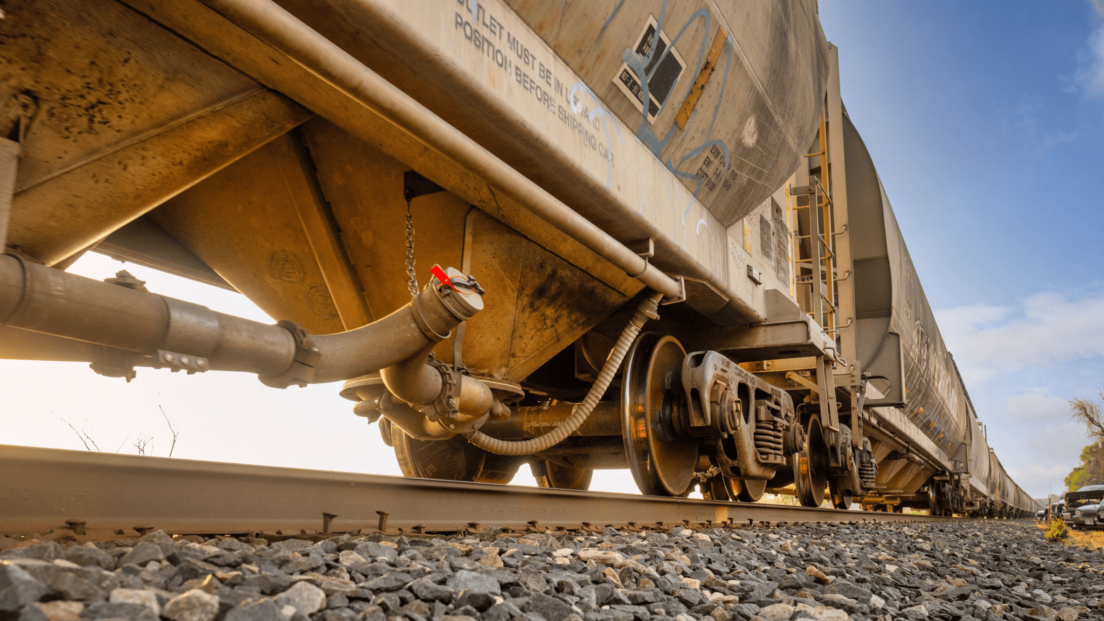 u-s-rail-freight-gains-as-industrial-output-and-intermodal-demand-rise