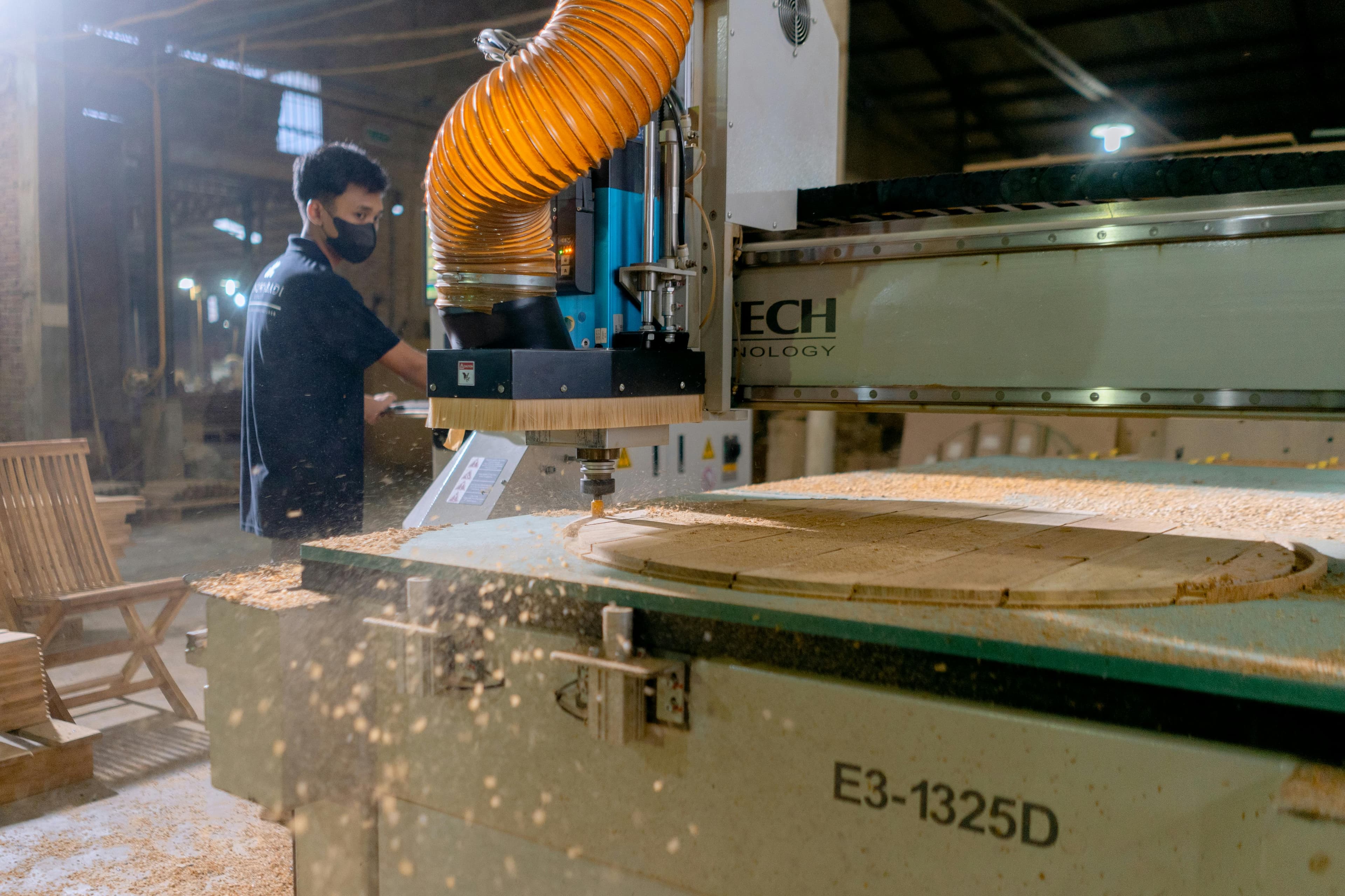 friday-freight-news-manufacturers-expand-domestic-production-from-texas-to-tennessee